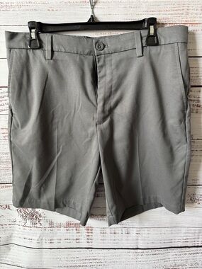 Amazon Essentials Men's Gray Flat-Front Shorts